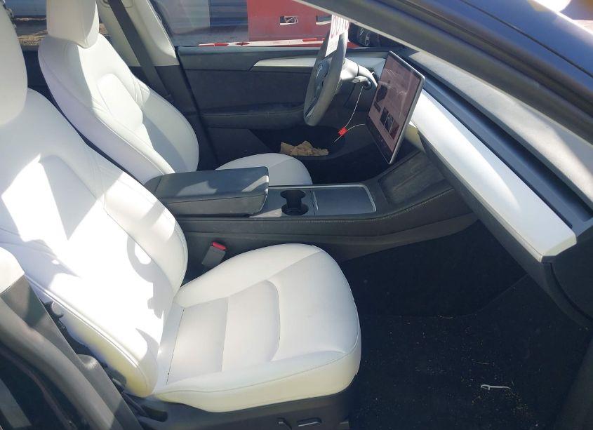 Photo 5 of 2023 Tesla Model Y AWD/LONG RANGE DUAL MOTOR ALL-WHEEL DRIVE (VIN 7SAYGDEE8PF799227)