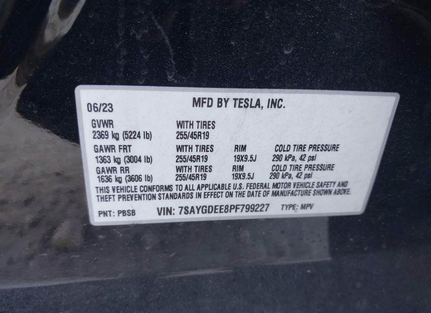 Photo 9 of 2023 Tesla Model Y AWD/LONG RANGE DUAL MOTOR ALL-WHEEL DRIVE (VIN 7SAYGDEE8PF799227)