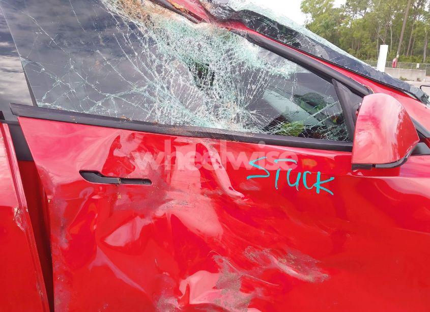 Photo 5 of 2023 Tesla Model Y AWD/LONG RANGE DUAL MOTOR ALL-WHEEL DRIVE (VIN 7SAYGDEE8PF830492)