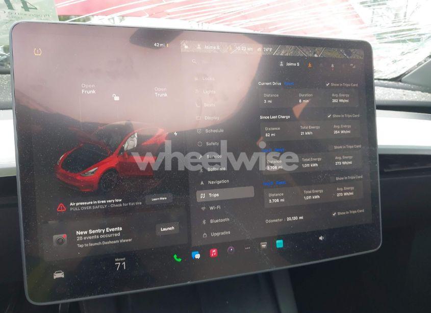 Photo 7 of 2023 Tesla Model Y AWD/LONG RANGE DUAL MOTOR ALL-WHEEL DRIVE (VIN 7SAYGDEE8PF830492)