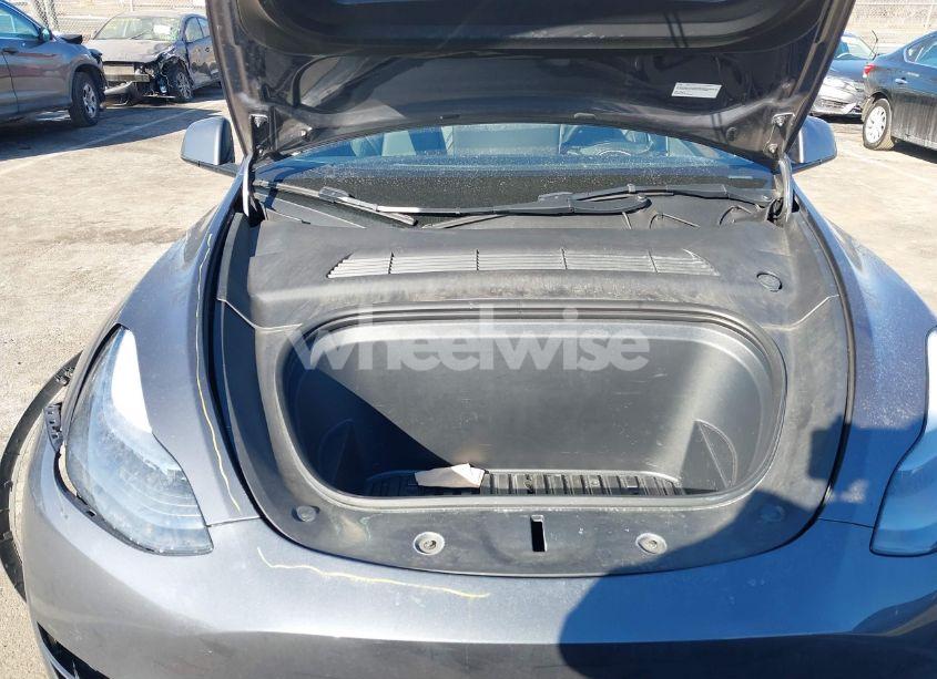 Photo 10 of 2023 Tesla Model Y AWD/LONG RANGE DUAL MOTOR ALL-WHEEL DRIVE (VIN 7SAYGDEE8PF871849)