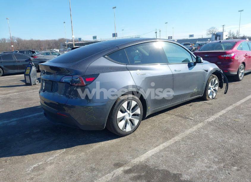 Photo 4 of 2023 Tesla Model Y AWD/LONG RANGE DUAL MOTOR ALL-WHEEL DRIVE (VIN 7SAYGDEE8PF871849)