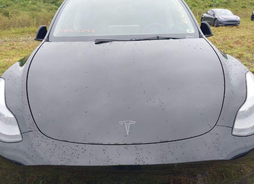 Photo 10 of 2023 Tesla Model Y AWD/LONG RANGE DUAL MOTOR ALL-WHEEL DRIVE (VIN 7SAYGDEE8PF875724)