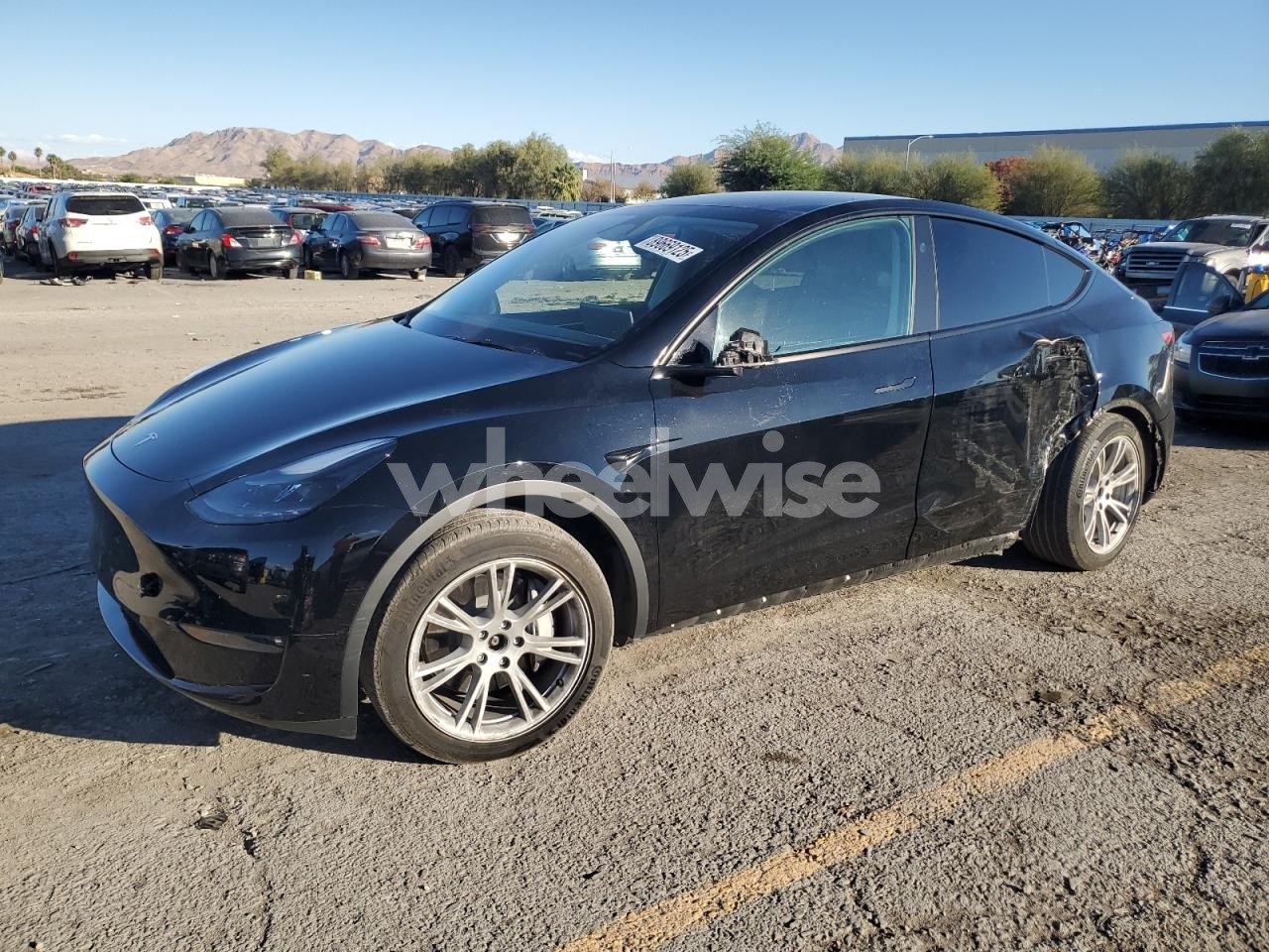 2023 TESLA MODEL Y (VIN 7SAYGDEE8PF898775) main photo