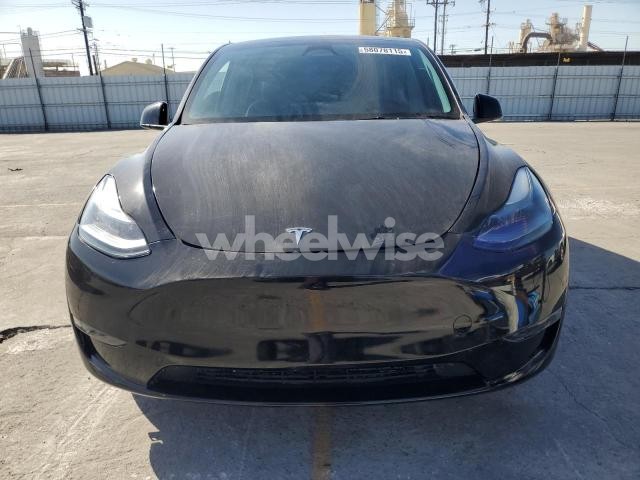 Photo 3 of 2024 TESLA MODEL Y (VIN 7SAYGDEE8RA231933)