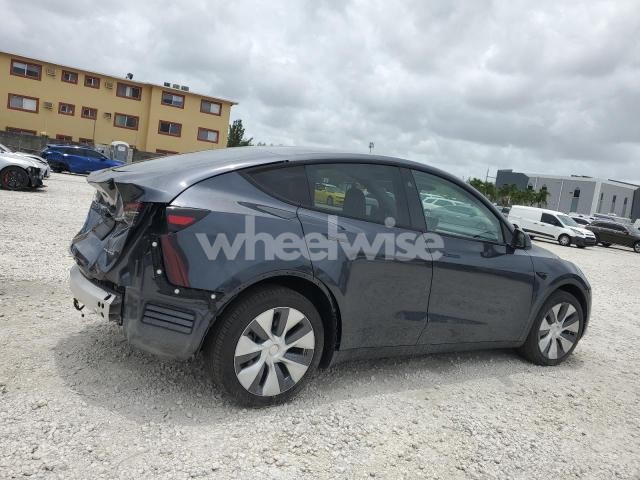 Photo 7 of 2024 TESLA MODEL Y (VIN 7SAYGDEE8RA233228)