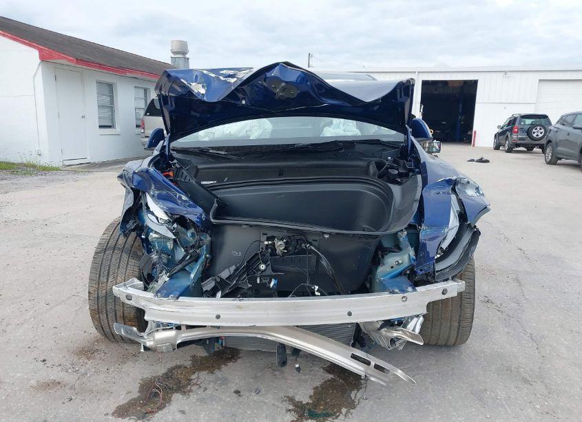 Photo 12 of 2024 Tesla Model Y LONG RANGE DUAL MOTOR ALL-WHEEL DRIVE (VIN 7SAYGDEE8RA252538)