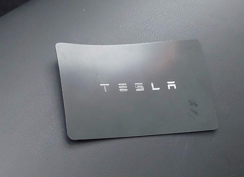 Photo 11 of 2024 Tesla Model Y LONG RANGE DUAL MOTOR ALL-WHEEL DRIVE (VIN 7SAYGDEE8RA275298)