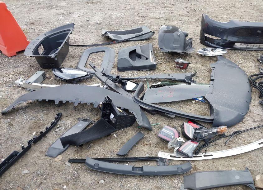 Photo 20 of 2024 Tesla Model Y LONG RANGE DUAL MOTOR ALL-WHEEL DRIVE (VIN 7SAYGDEE8RA275298)