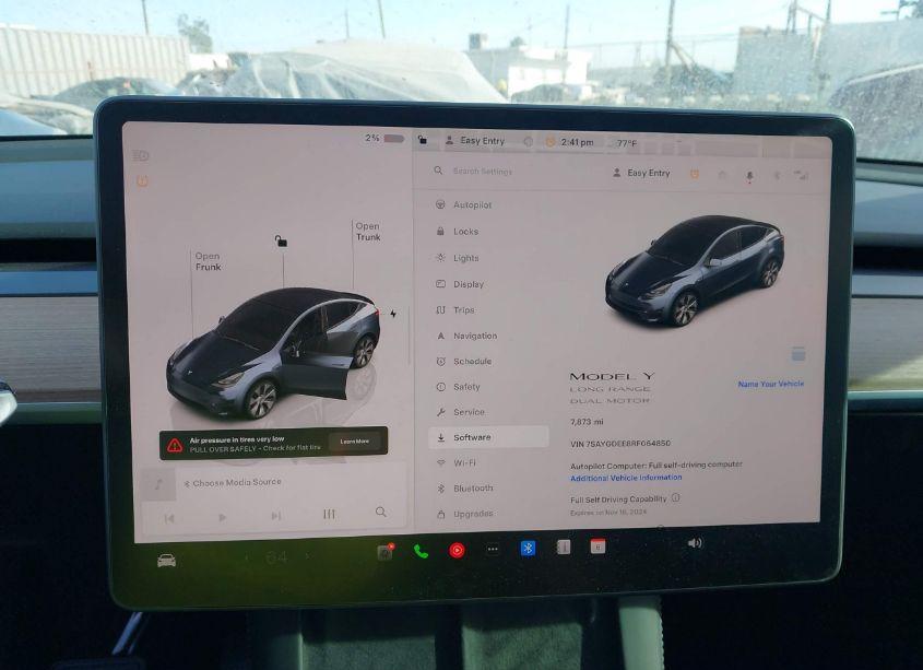 Photo 18 of 2024 Tesla Model Y LONG RANGE DUAL MOTOR ALL-WHEEL DRIVE (VIN 7SAYGDEE8RF064850)