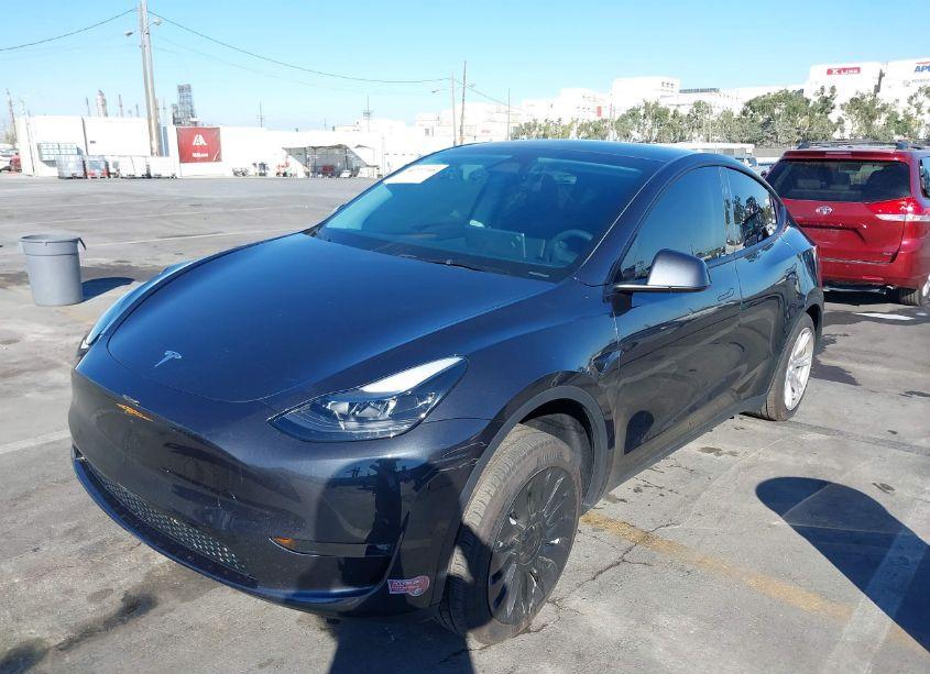 Photo 2 of 2024 Tesla Model Y LONG RANGE DUAL MOTOR ALL-WHEEL DRIVE (VIN 7SAYGDEE8RF064850)