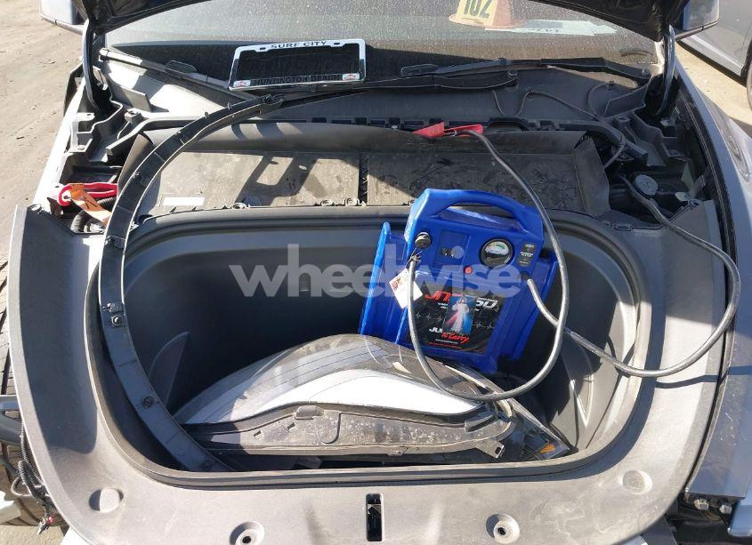 Photo 10 of 2024 Tesla Model Y LONG RANGE DUAL MOTOR ALL-WHEEL DRIVE (VIN 7SAYGDEE8RF150188)