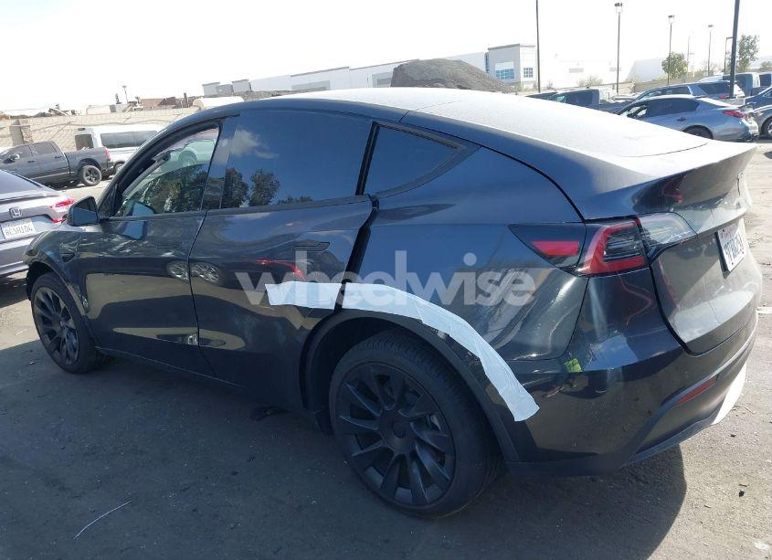 Photo 15 of 2024 Tesla Model Y LONG RANGE DUAL MOTOR ALL-WHEEL DRIVE (VIN 7SAYGDEE8RF150188)