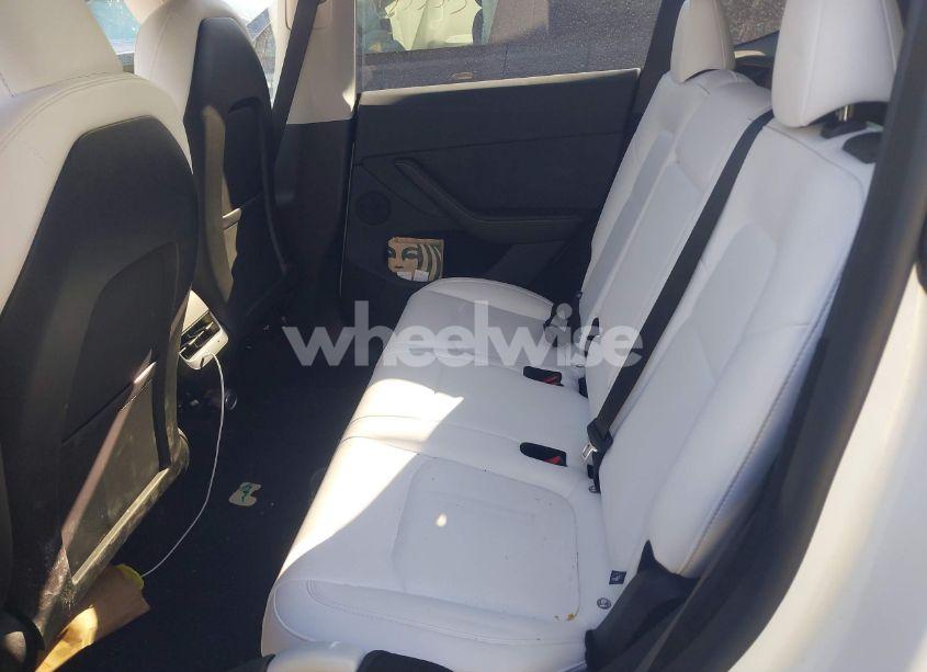 Photo 8 of 2025 Tesla Model Y LONG RANGE DUAL MOTOR ALL-WHEEL DRIVE (VIN 7SAYGDEE8SA348210)