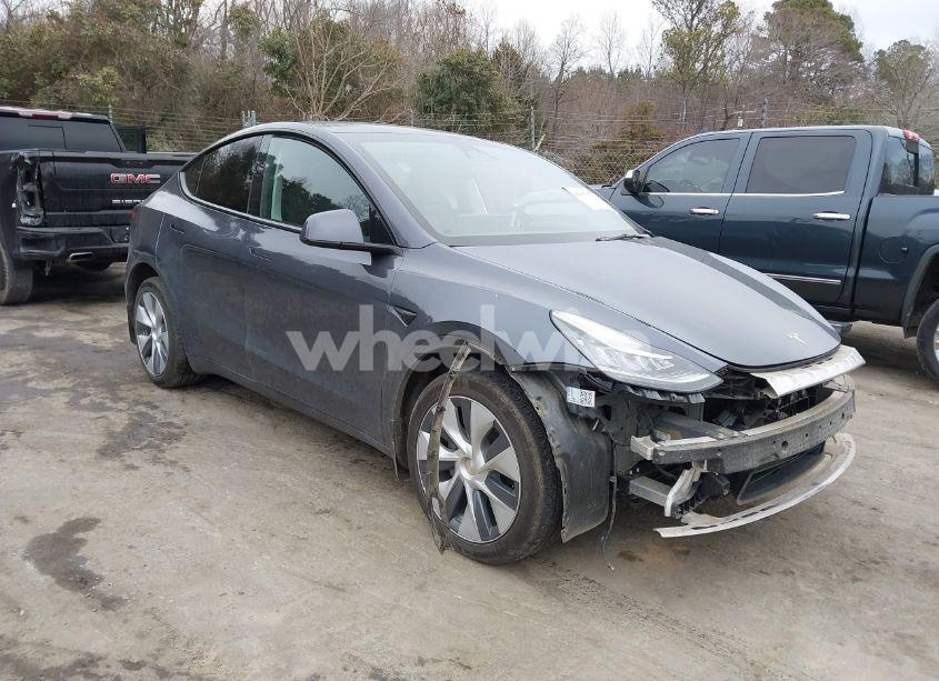 2022 Tesla Model Y LONG RANGE DUAL MOTOR ALL-WHEEL DRIVE (VIN 7SAYGDEE9NA015292) main photo