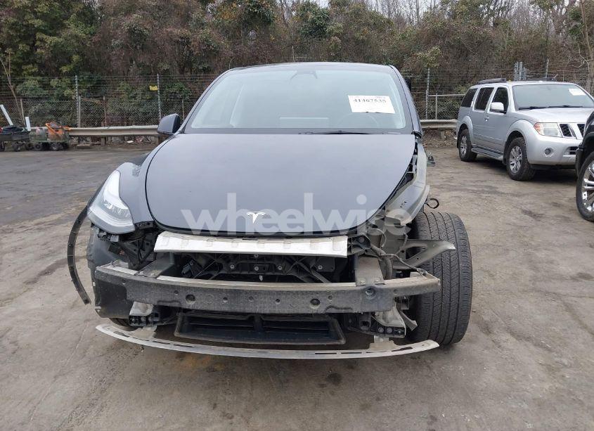 Photo 13 of 2022 Tesla Model Y LONG RANGE DUAL MOTOR ALL-WHEEL DRIVE (VIN 7SAYGDEE9NA015292)