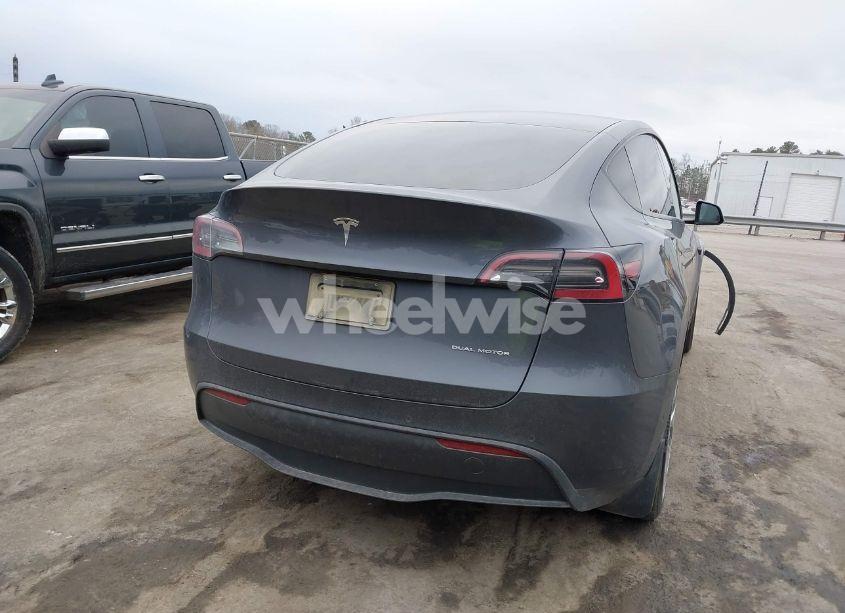 Photo 17 of 2022 Tesla Model Y LONG RANGE DUAL MOTOR ALL-WHEEL DRIVE (VIN 7SAYGDEE9NA015292)