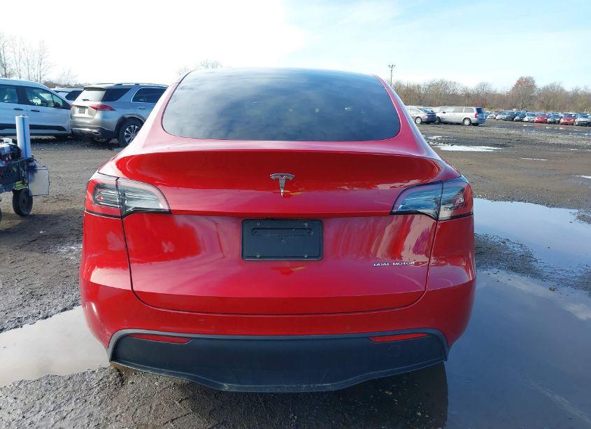 Photo 16 of 2022 Tesla Model Y LONG RANGE DUAL MOTOR ALL-WHEEL DRIVE (VIN 7SAYGDEE9NF426372)