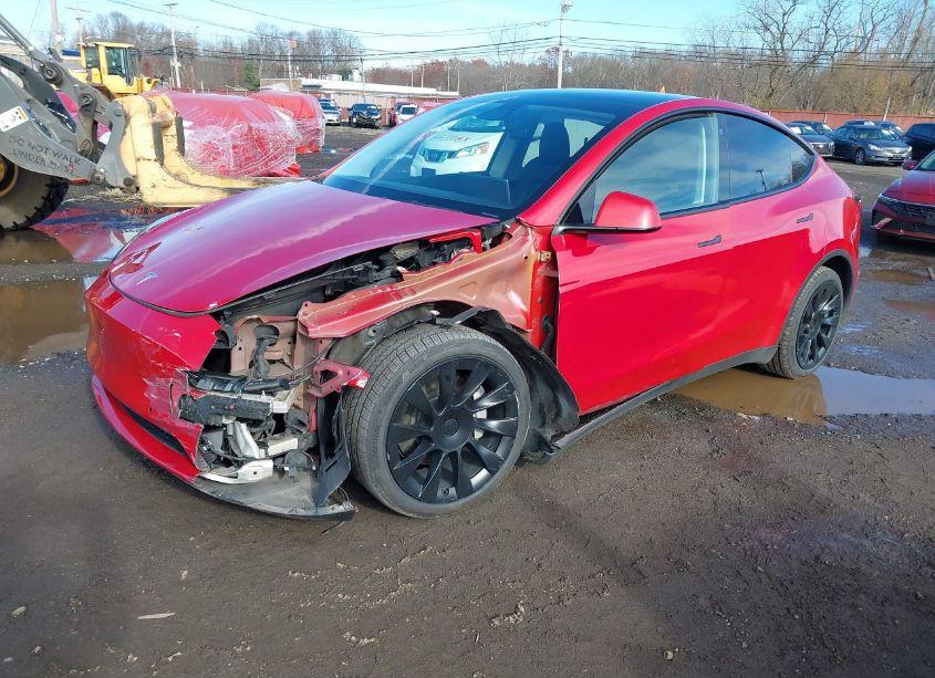 Photo 2 of 2022 Tesla Model Y LONG RANGE DUAL MOTOR ALL-WHEEL DRIVE (VIN 7SAYGDEE9NF426372)