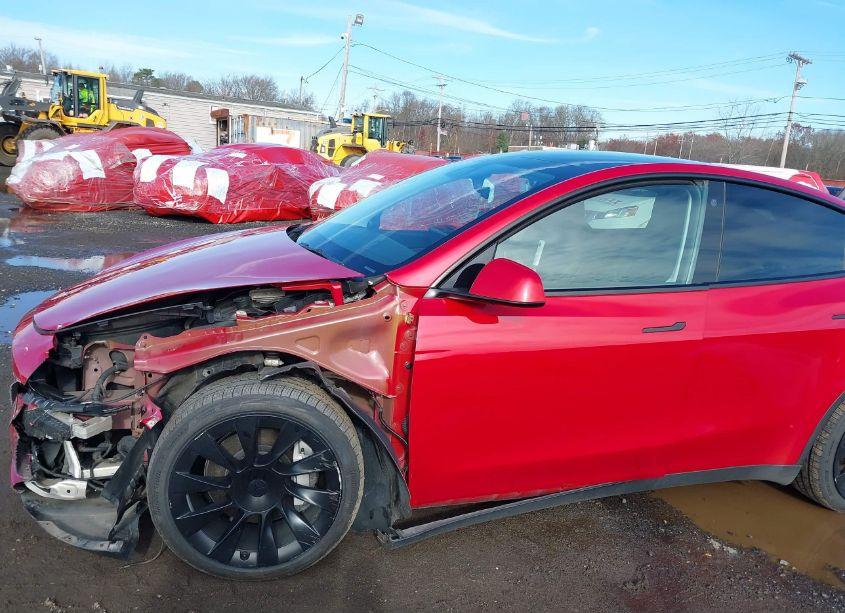 Photo 20 of 2022 Tesla Model Y LONG RANGE DUAL MOTOR ALL-WHEEL DRIVE (VIN 7SAYGDEE9NF426372)