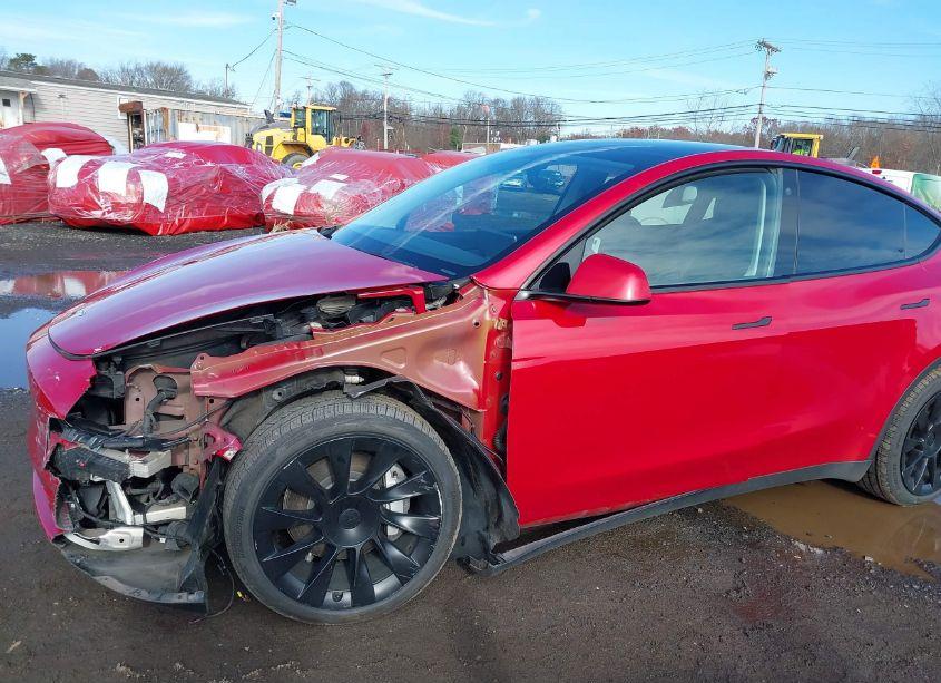 Photo 21 of 2022 Tesla Model Y LONG RANGE DUAL MOTOR ALL-WHEEL DRIVE (VIN 7SAYGDEE9NF426372)