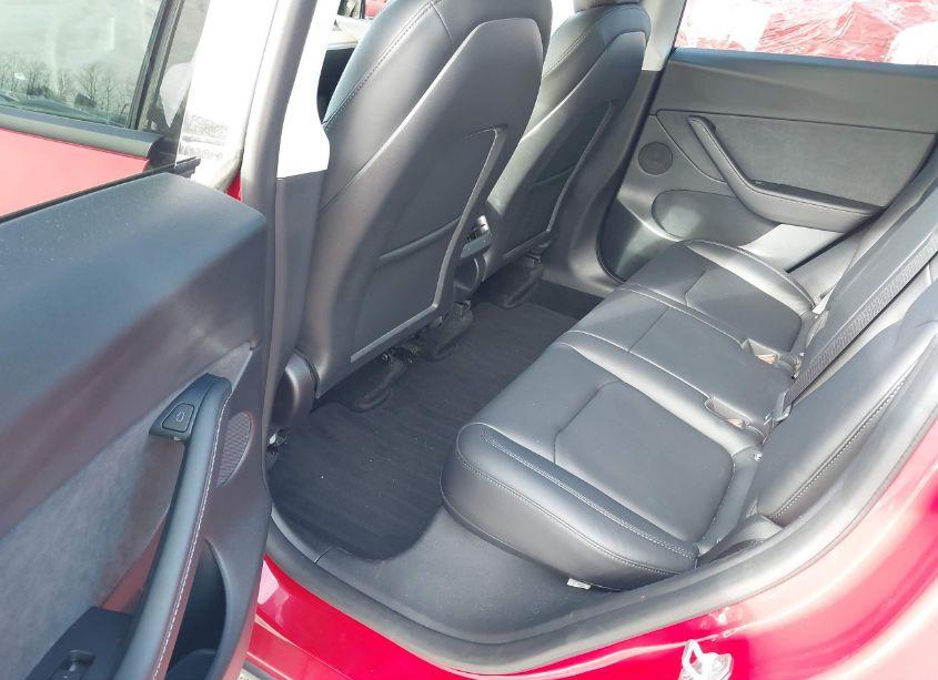 Photo 8 of 2022 Tesla Model Y LONG RANGE DUAL MOTOR ALL-WHEEL DRIVE (VIN 7SAYGDEE9NF426372)