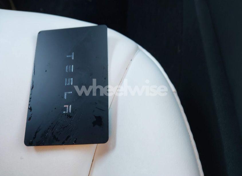 Photo 11 of 2022 Tesla Model Y LONG RANGE DUAL MOTOR ALL-WHEEL DRIVE (VIN 7SAYGDEE9NF564817)