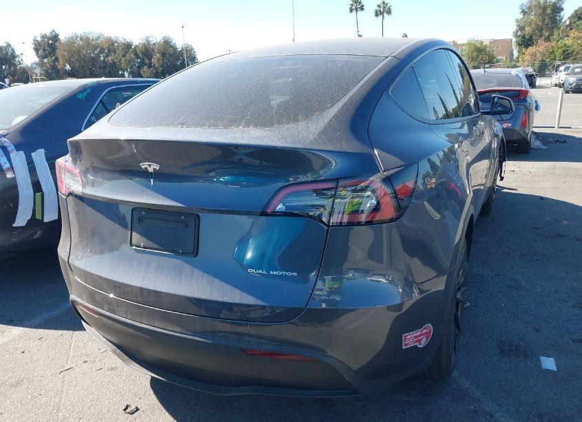 Photo 16 of 2023 Tesla Model Y AWD/LONG RANGE DUAL MOTOR ALL-WHEEL DRIVE (VIN 7SAYGDEE9PA055942)