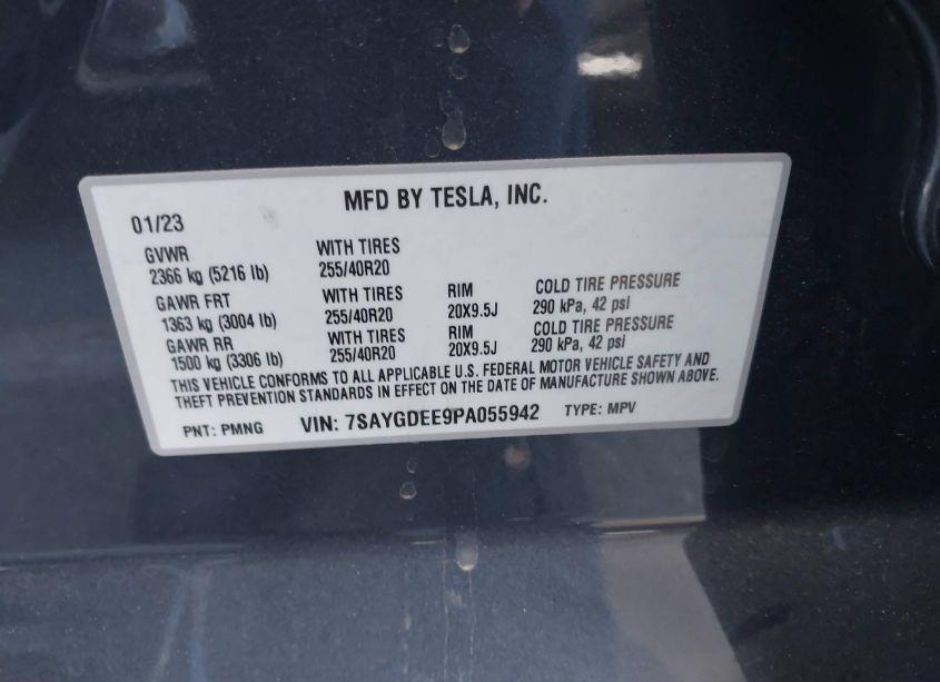 Photo 9 of 2023 Tesla Model Y AWD/LONG RANGE DUAL MOTOR ALL-WHEEL DRIVE (VIN 7SAYGDEE9PA055942)