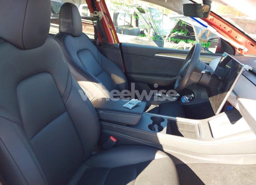 Photo 5 of 2023 Tesla Model Y AWD/LONG RANGE DUAL MOTOR ALL-WHEEL DRIVE (VIN 7SAYGDEE9PA060459)