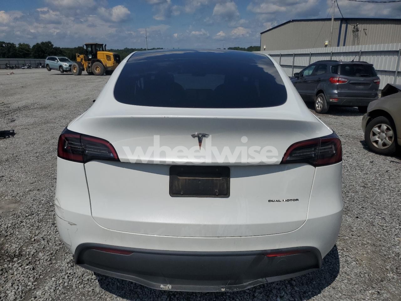 Photo 6 of 2023 TESLA MODEL Y (VIN 7SAYGDEE9PA099570)
