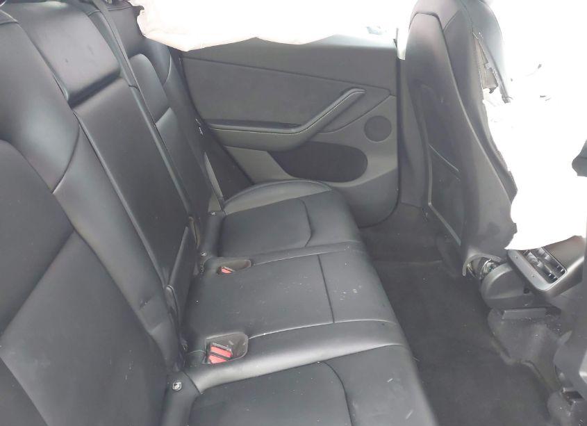 Photo 8 of 2023 Tesla Model Y AWD/LONG RANGE DUAL MOTOR ALL-WHEEL DRIVE (VIN 7SAYGDEE9PA104184)