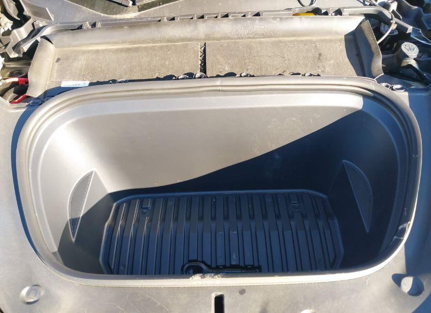 Photo 10 of 2023 Tesla Model Y AWD/LONG RANGE DUAL MOTOR ALL-WHEEL DRIVE (VIN 7SAYGDEE9PA208674)