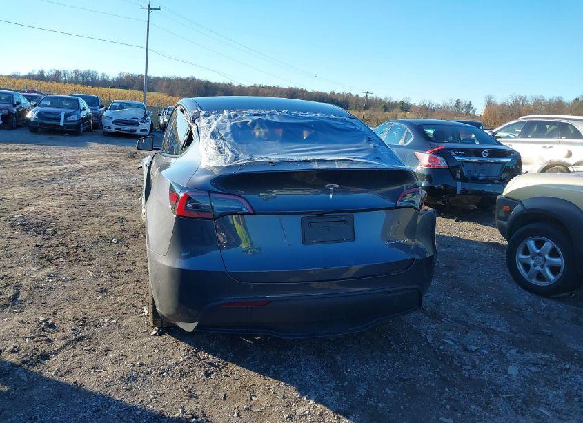Photo 16 of 2023 Tesla Model Y AWD/LONG RANGE DUAL MOTOR ALL-WHEEL DRIVE (VIN 7SAYGDEE9PA208674)