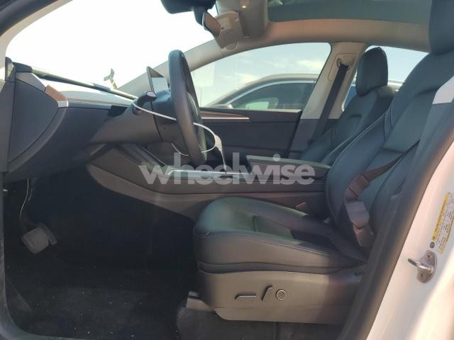 Photo 3 of 2023 TESLA MODEL Y (VIN 7SAYGDEE9PF583113)