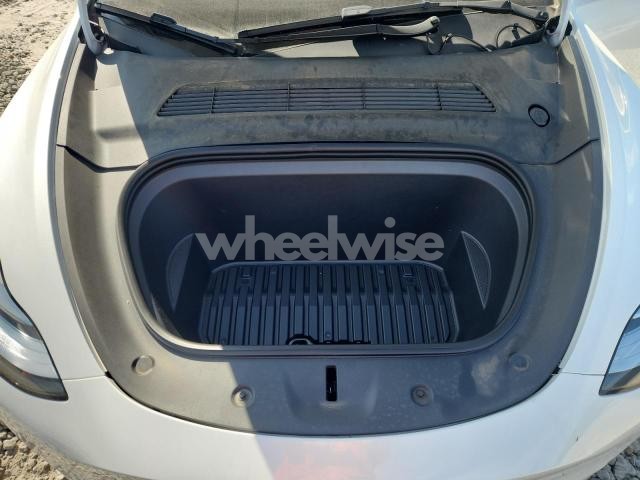 Photo 6 of 2023 TESLA MODEL Y (VIN 7SAYGDEE9PF610603)