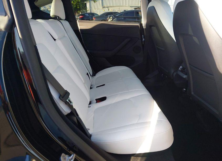 Photo 8 of 2023 Tesla Model Y AWD/LONG RANGE DUAL MOTOR ALL-WHEEL DRIVE (VIN 7SAYGDEE9PF787698)