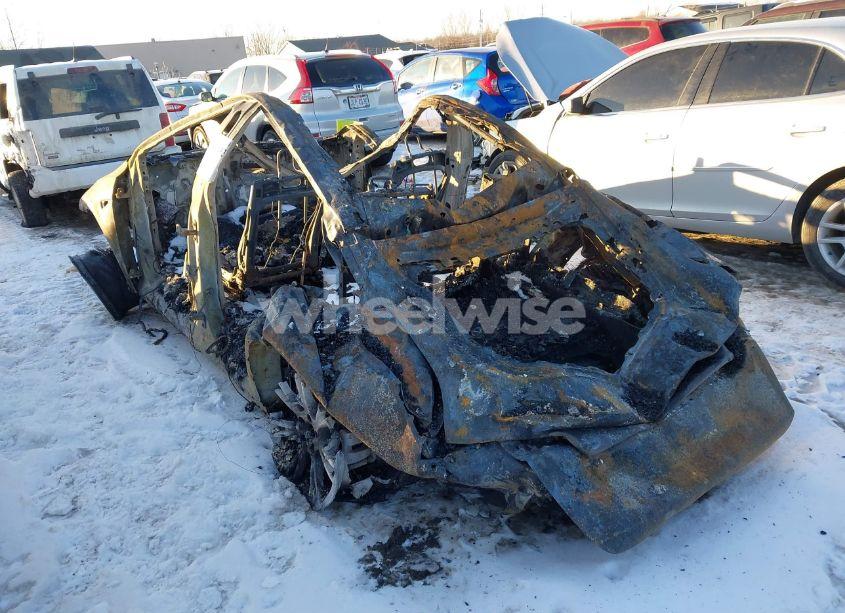 Photo 3 of 2023 Tesla Model Y AWD/LONG RANGE DUAL MOTOR ALL-WHEEL DRIVE (VIN 7SAYGDEE9PF805990)