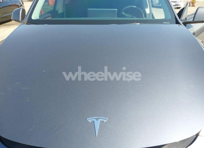 Photo 10 of 2023 Tesla Model Y AWD/LONG RANGE DUAL MOTOR ALL-WHEEL DRIVE (VIN 7SAYGDEE9PF812955)