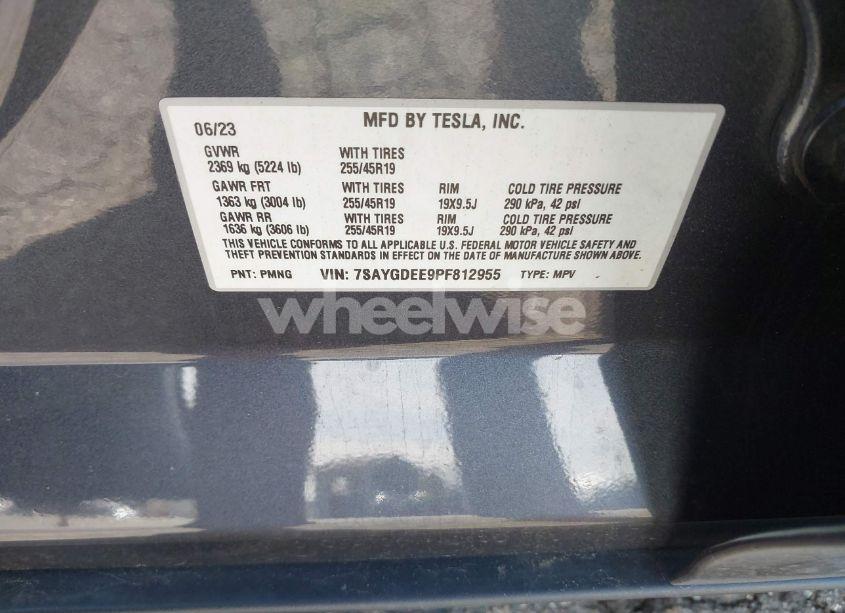 Photo 9 of 2023 Tesla Model Y AWD/LONG RANGE DUAL MOTOR ALL-WHEEL DRIVE (VIN 7SAYGDEE9PF812955)