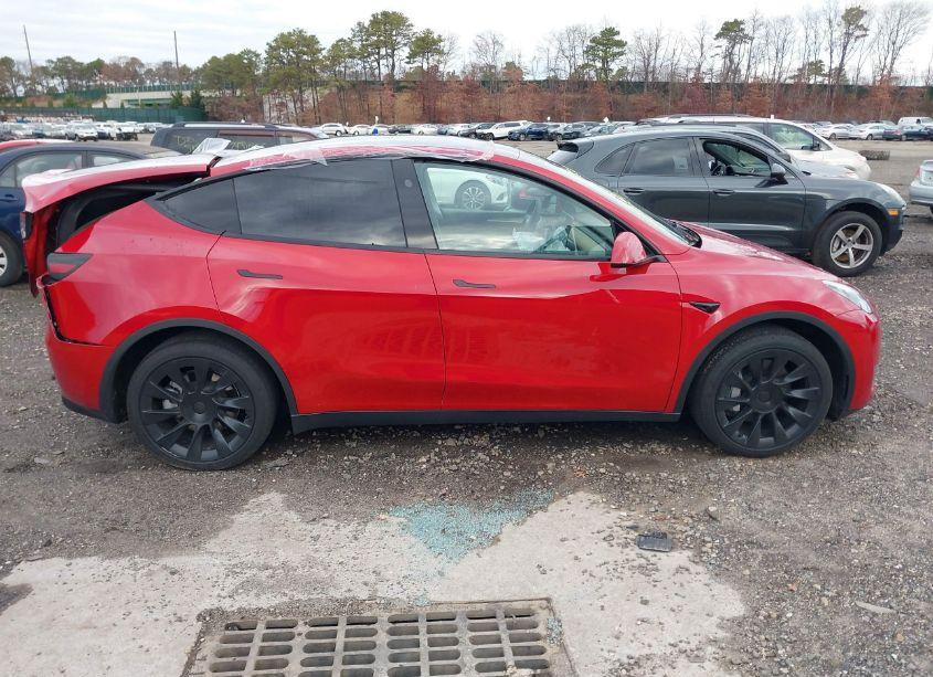 Photo 12 of 2023 Tesla Model Y AWD/LONG RANGE DUAL MOTOR ALL-WHEEL DRIVE (VIN 7SAYGDEE9PF851688)