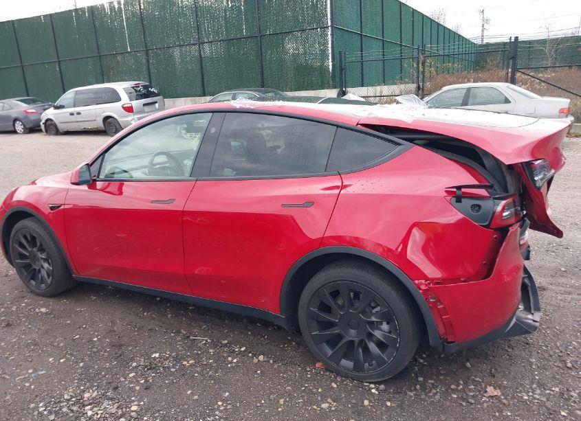 Photo 13 of 2023 Tesla Model Y AWD/LONG RANGE DUAL MOTOR ALL-WHEEL DRIVE (VIN 7SAYGDEE9PF851688)