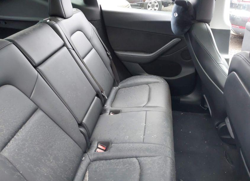 Photo 8 of 2023 Tesla Model Y AWD/LONG RANGE DUAL MOTOR ALL-WHEEL DRIVE (VIN 7SAYGDEE9PF851688)