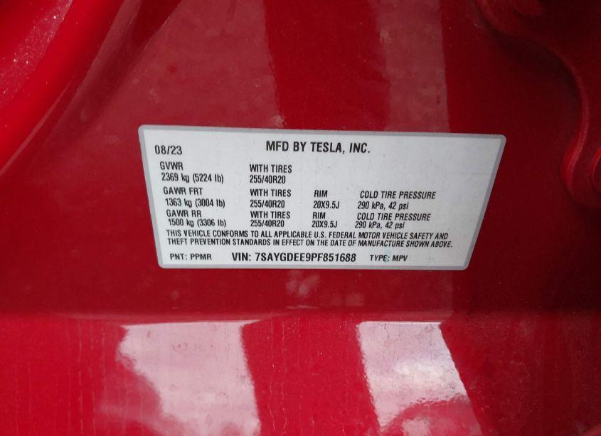 Photo 9 of 2023 Tesla Model Y AWD/LONG RANGE DUAL MOTOR ALL-WHEEL DRIVE (VIN 7SAYGDEE9PF851688)