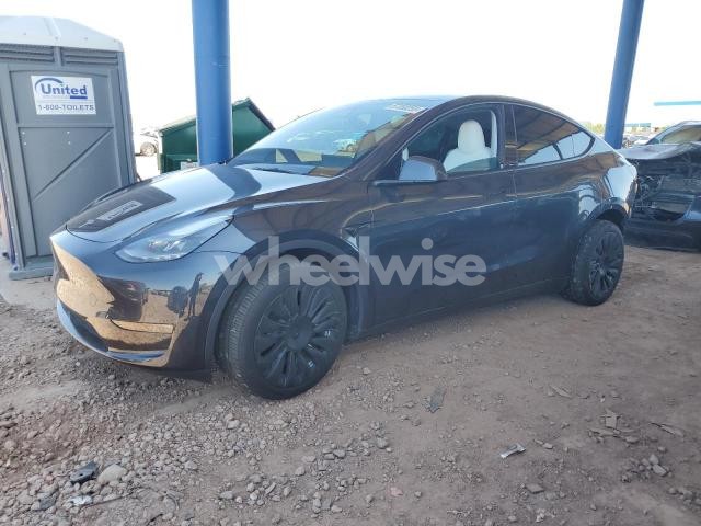 Photo 3 of 2024 TESLA MODEL Y (VIN 7SAYGDEE9RA235022)