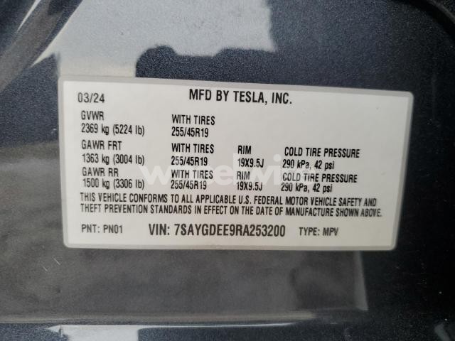 Photo 10 of 2024 TESLA MODEL Y (VIN 7SAYGDEE9RA253200)