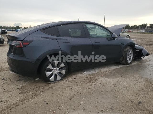 Photo 2 of 2024 TESLA MODEL Y (VIN 7SAYGDEE9RA253200)