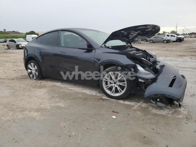 Photo 9 of 2024 TESLA MODEL Y (VIN 7SAYGDEE9RA253200)