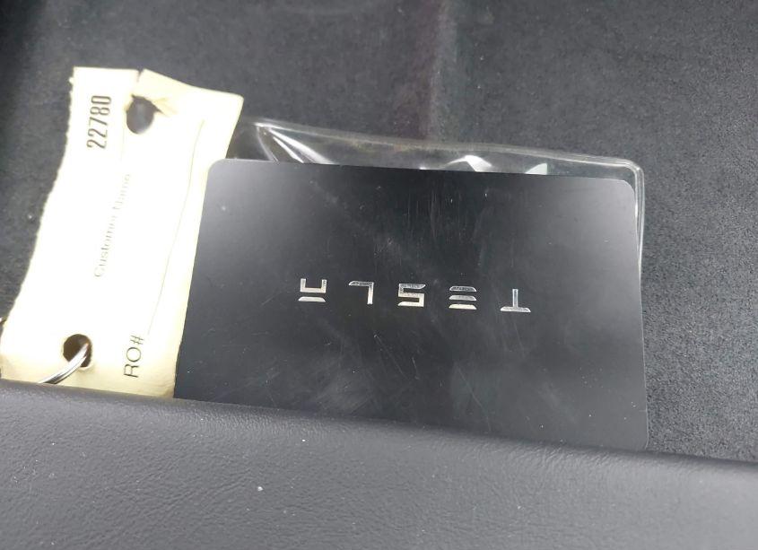 Photo 11 of 2024 Tesla Model Y LONG RANGE DUAL MOTOR ALL-WHEEL DRIVE (VIN 7SAYGDEE9RA287962)