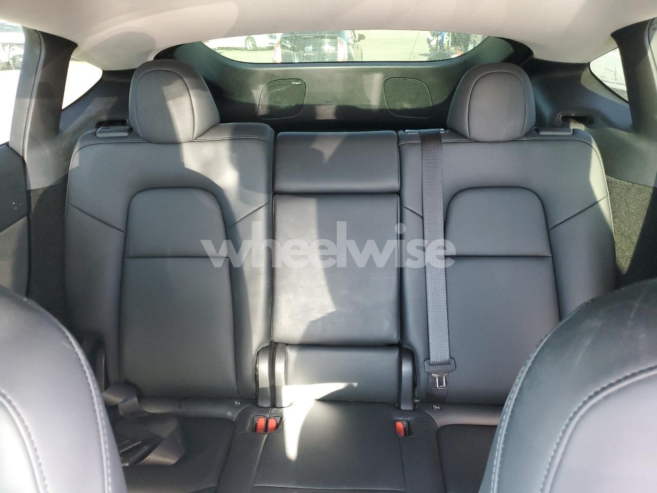 Photo 10 of 2024 TESLA MODEL Y (VIN 7SAYGDEE9RA296452)